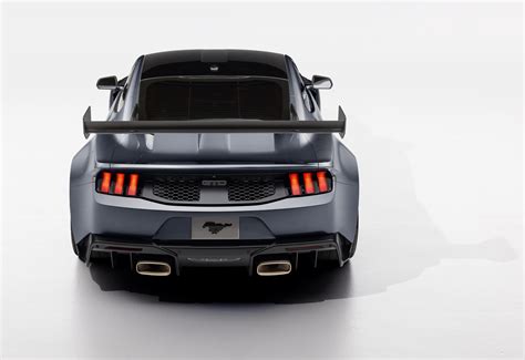 ford gt mustang 2025
